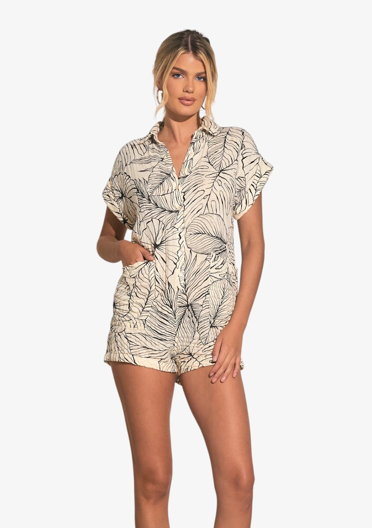 Floral Short Sleeve Collared Romper
